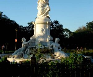 After services, we went to Joyce Kilmer Park and played by the Lorelei fountain, which celebrates a siren from German mythology that lured sailors to their deaths on the Rhine.